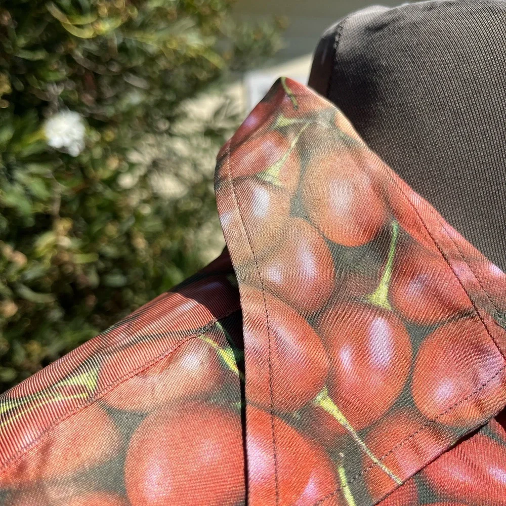 Vintage 1970’s silk Robert Charles button up shirt with passion fruit motif - Picture 5 of 7